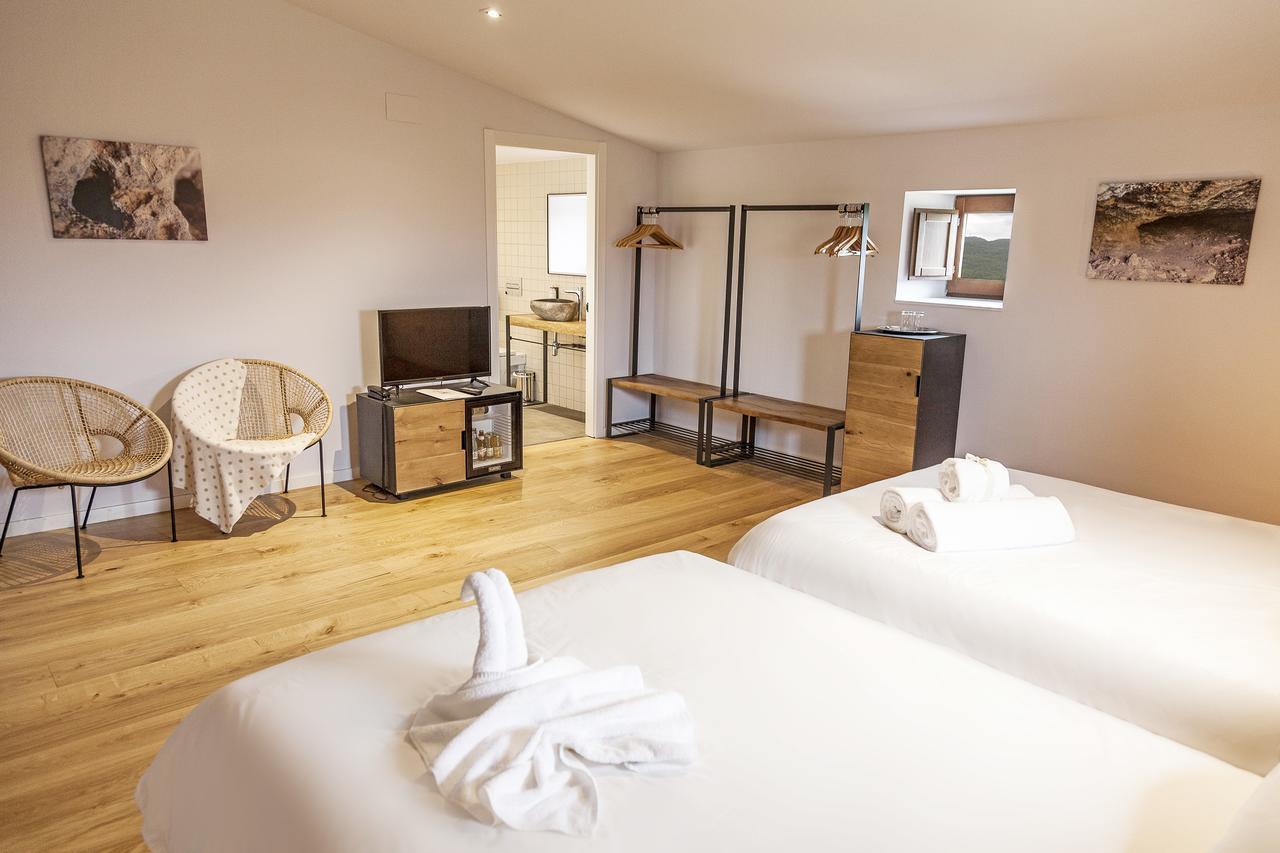 Hotel Casa Albets Lladurs Экстерьер фото
